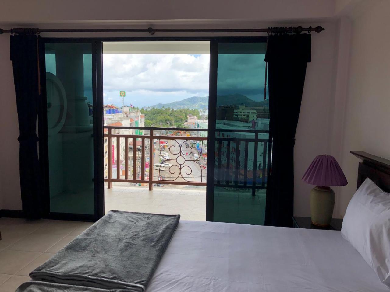 Hostel Bodega Phuket Patong (Adults Only) Zewnętrze zdjęcie
