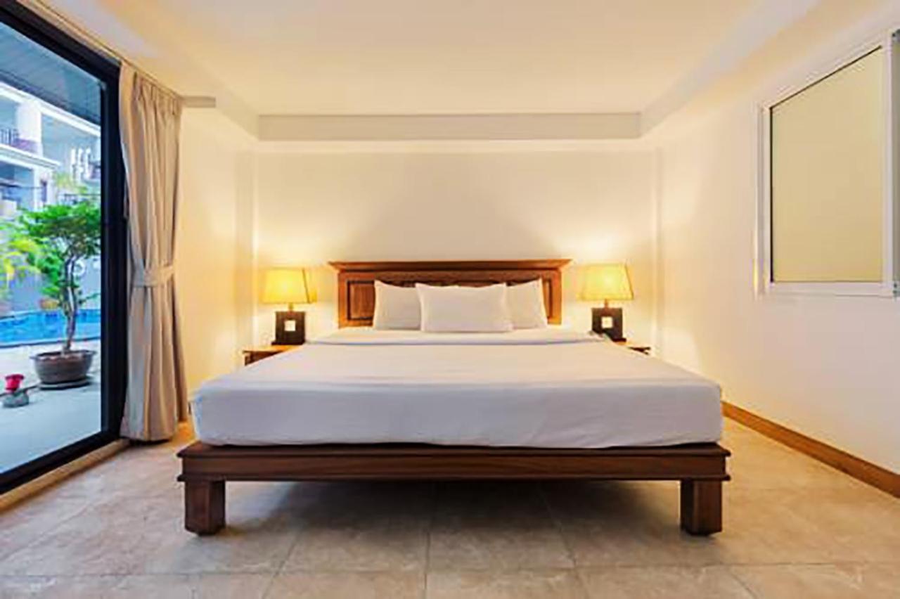 Hostel Bodega Phuket Patong (Adults Only) Zewnętrze zdjęcie