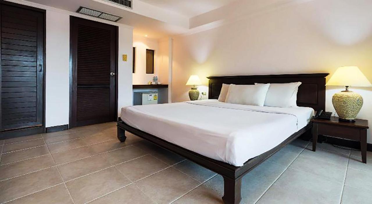 Hostel Bodega Phuket Patong (Adults Only) Zewnętrze zdjęcie